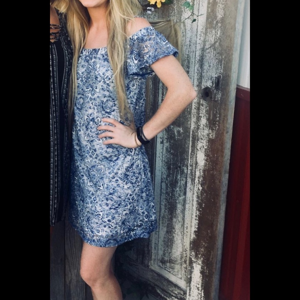 Lily Rose casual dress size small